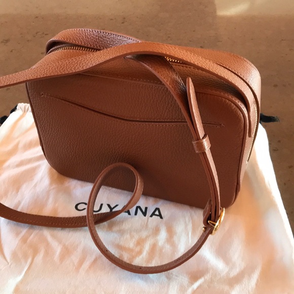 cuyana camera bag